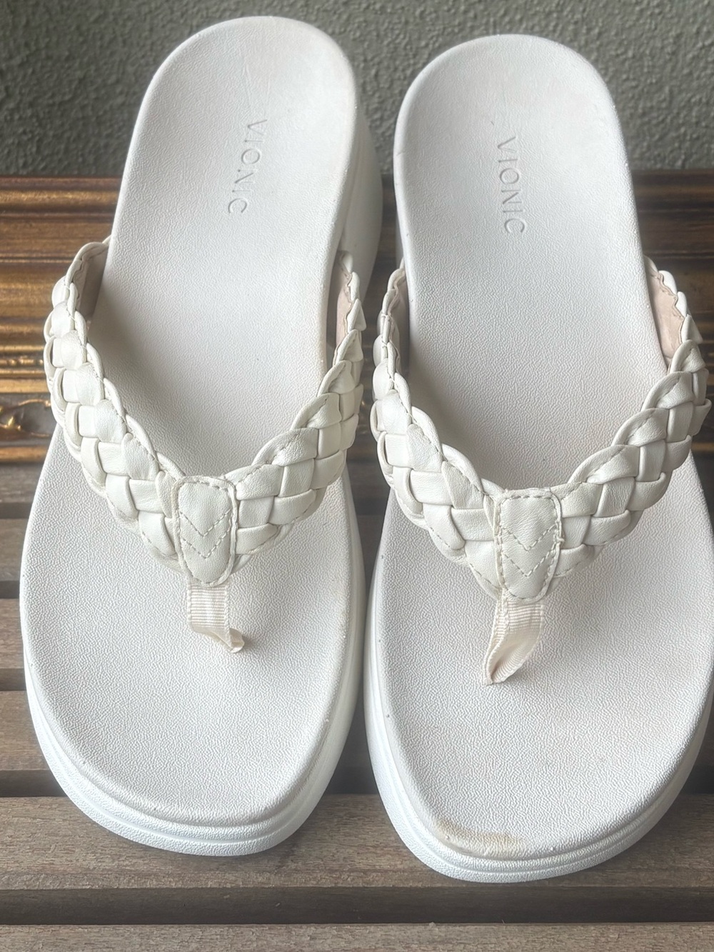 Vionic White Braided Platform Sandals - Women's size 10 - Picture 2 of 8